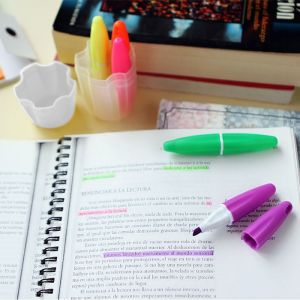 JUEGO DE 5 MARCA TEXTOS personalizada