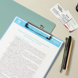 TABLA PORTA DOCUMENTOS BITUNG personalizada