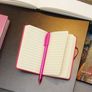 LIBRETA MINI CON PASTA RIGIDA personalizada