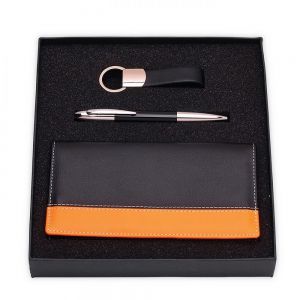 JUEGO DE CARTERA, LLAVERO Y BOLÍGRAFO personalizada