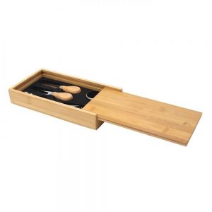 SET DE VINOS Y TABLA PARA QUESOS 