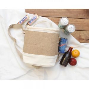 LONCHERA AVESTA. personalizada